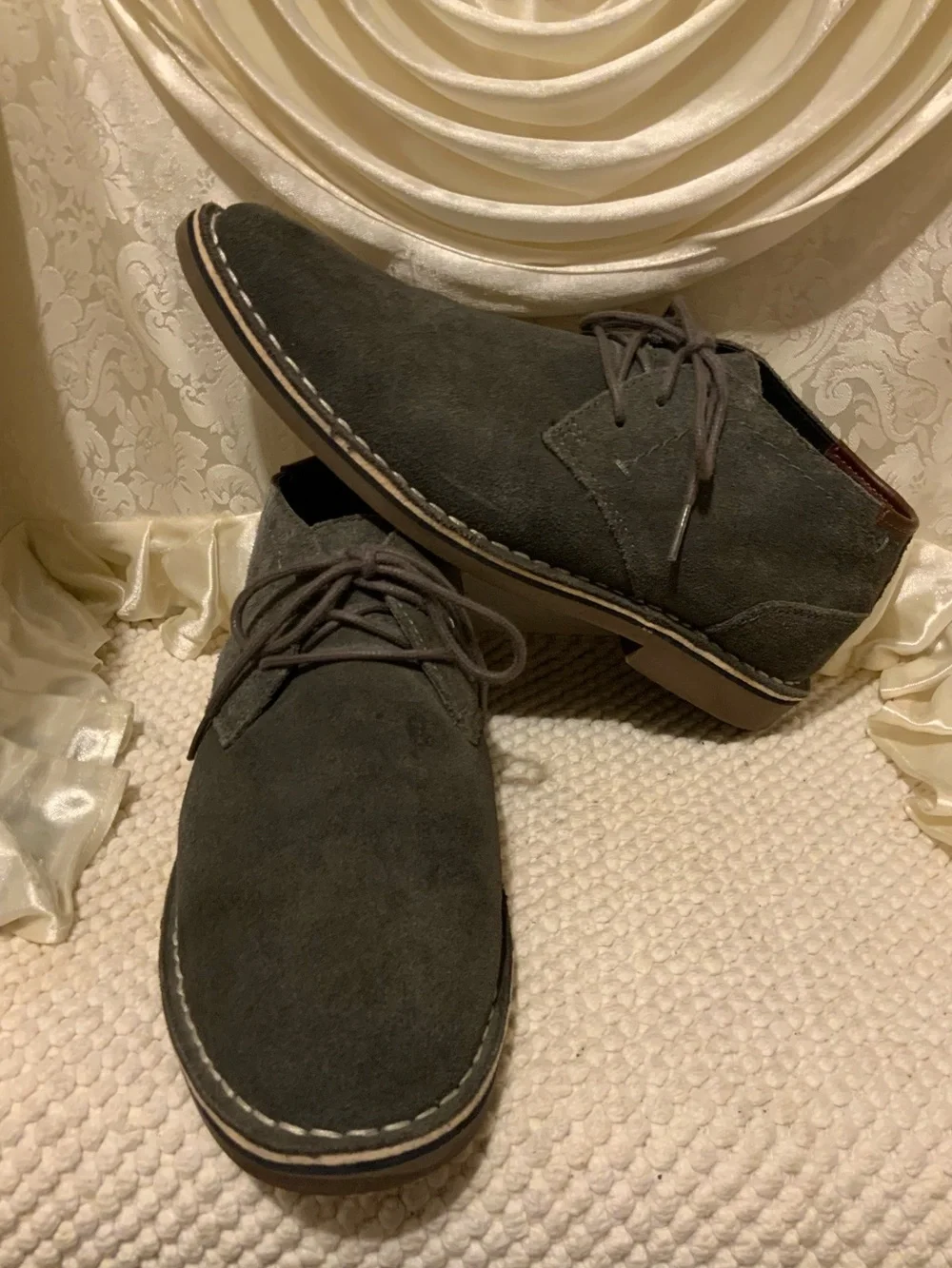 KENNETH COLE